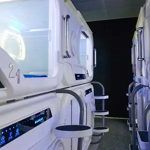 Bangau - Short Term Rest Area Capsule 胶囊旅馆